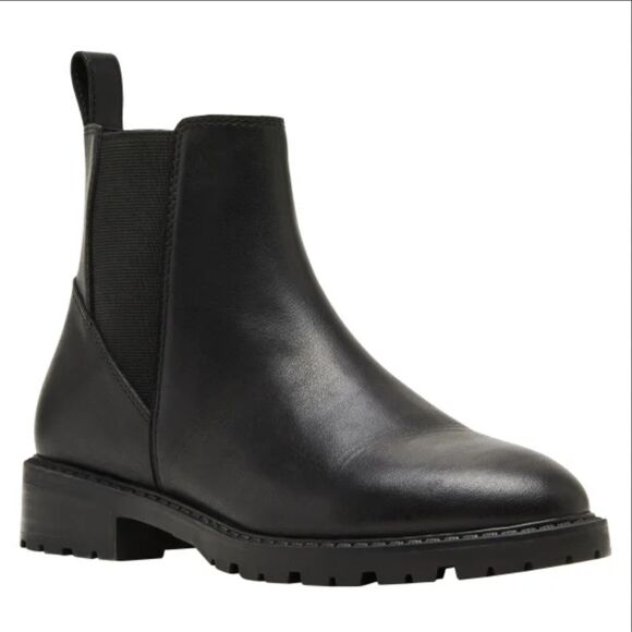 Steve Madden Ladies' Short Boot Authentic with Box Lorali Black Leat Size 9 (2) - Picture 4 of 7